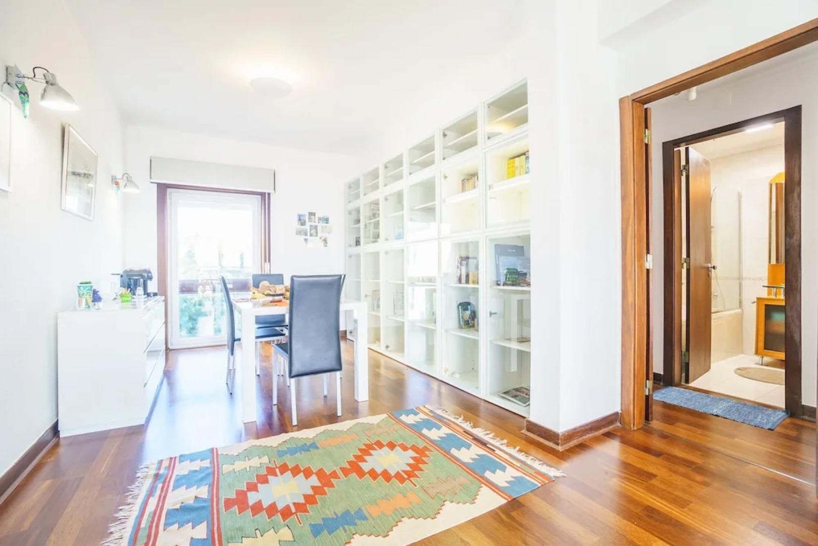 Seafront Condo & Big Terrace