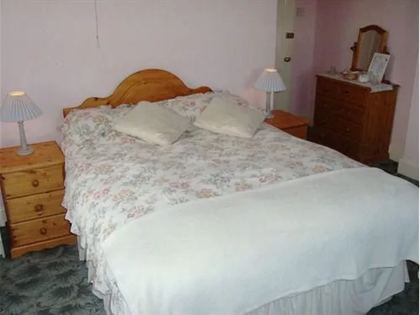 Waiten Hill Farmhouse B&B