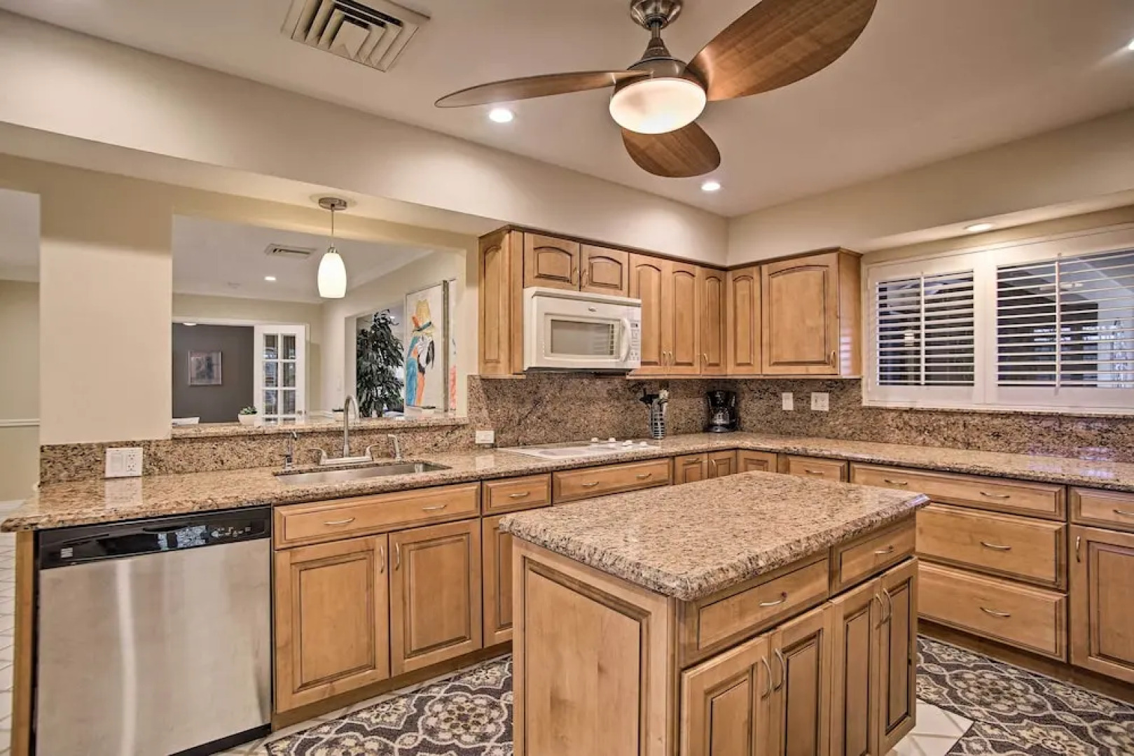 2 Mi to Beach: Updated & Private Oakland Park Gem!