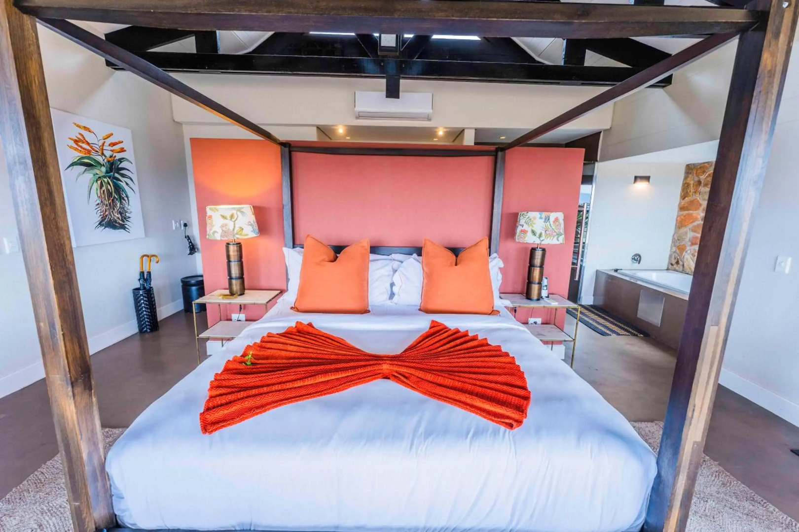 Zulu Rock Lodge - Babanango Game Reserve