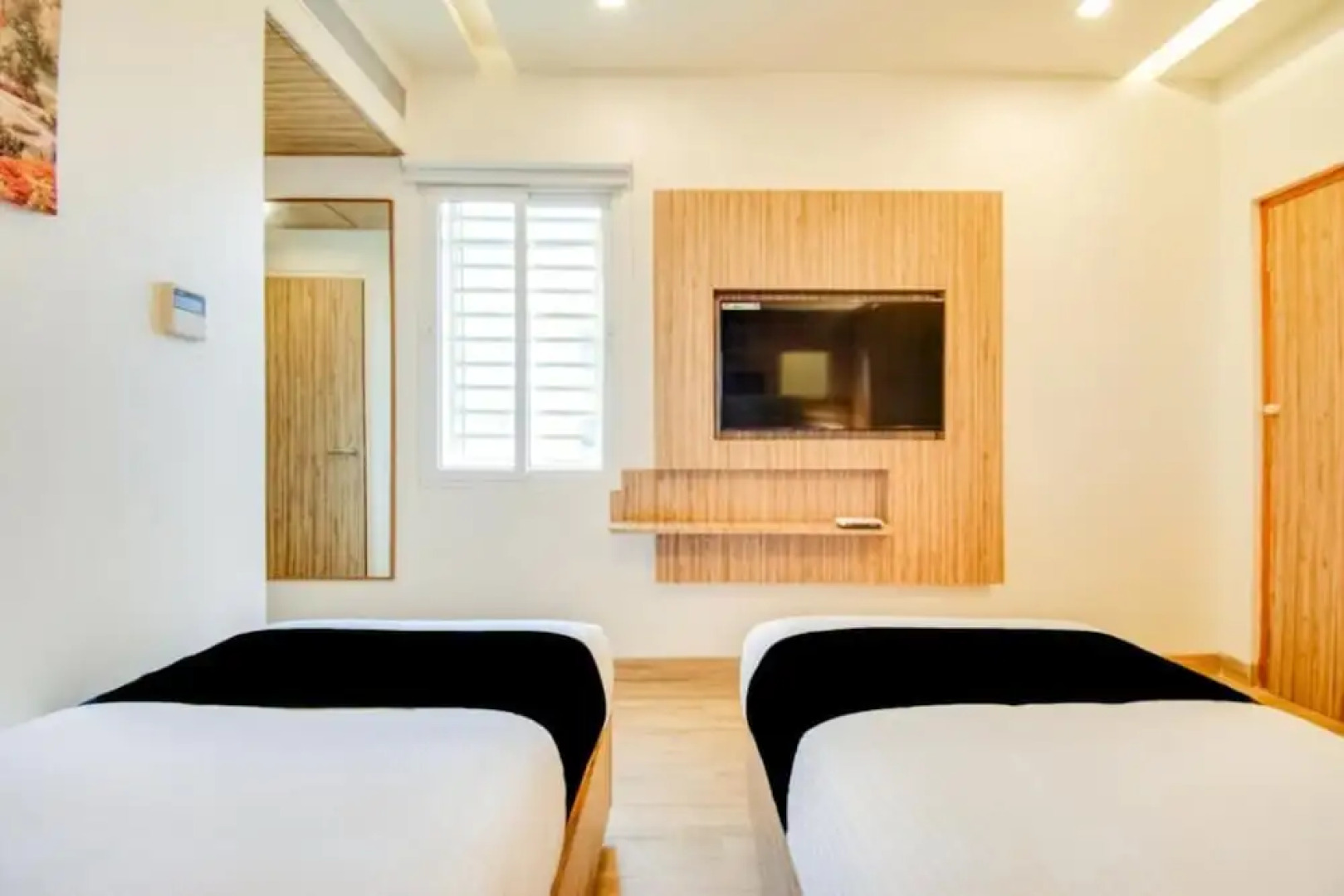 Capital O 62639 Inn The Centre