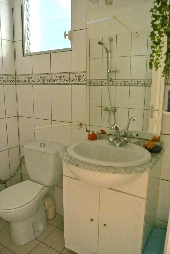 Studio in Le Vauclin, With Wonderful Mountain View, Enclosed Garden an