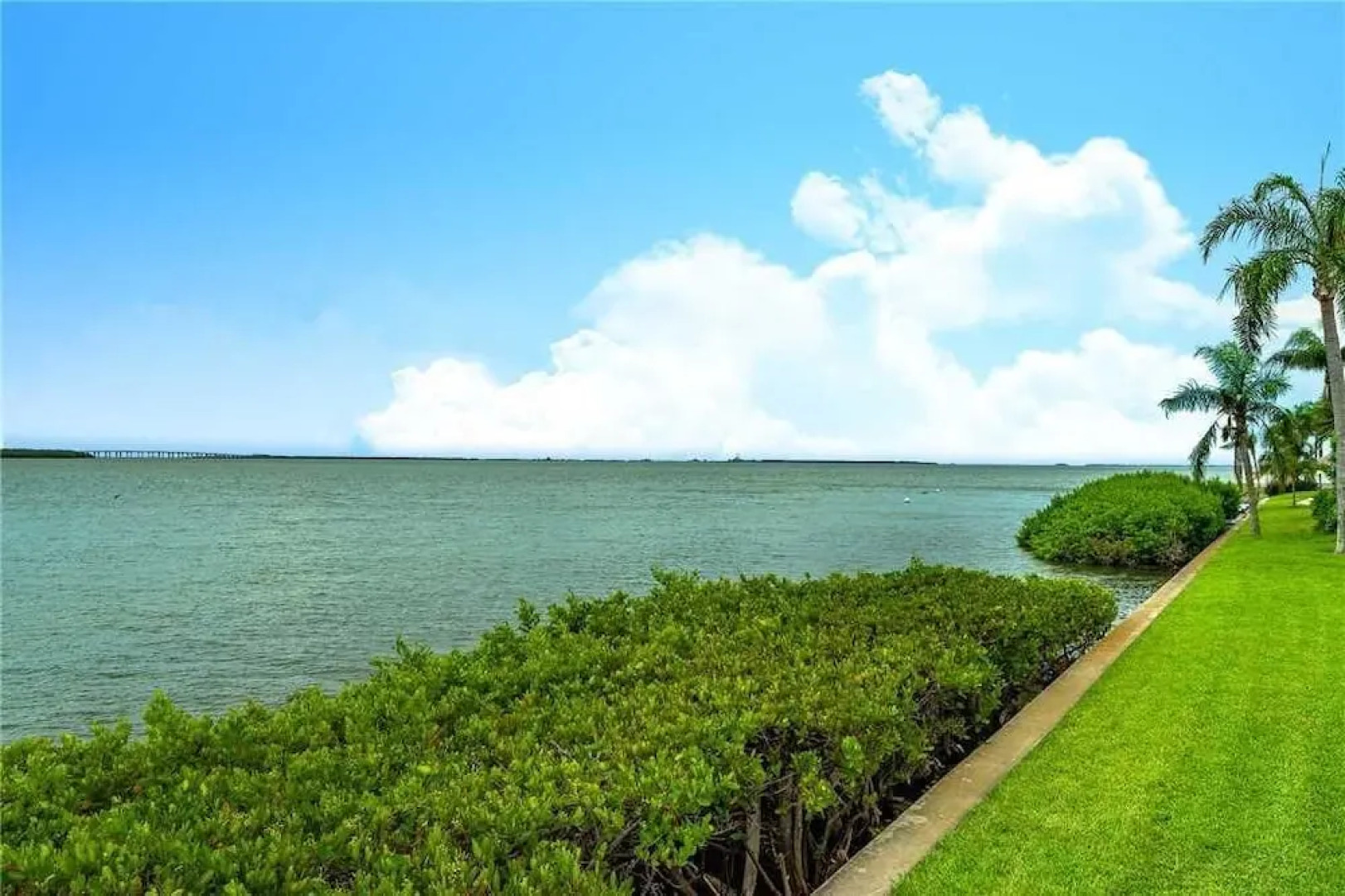 Palma Del Mar E608 - Two Bedroom Condo