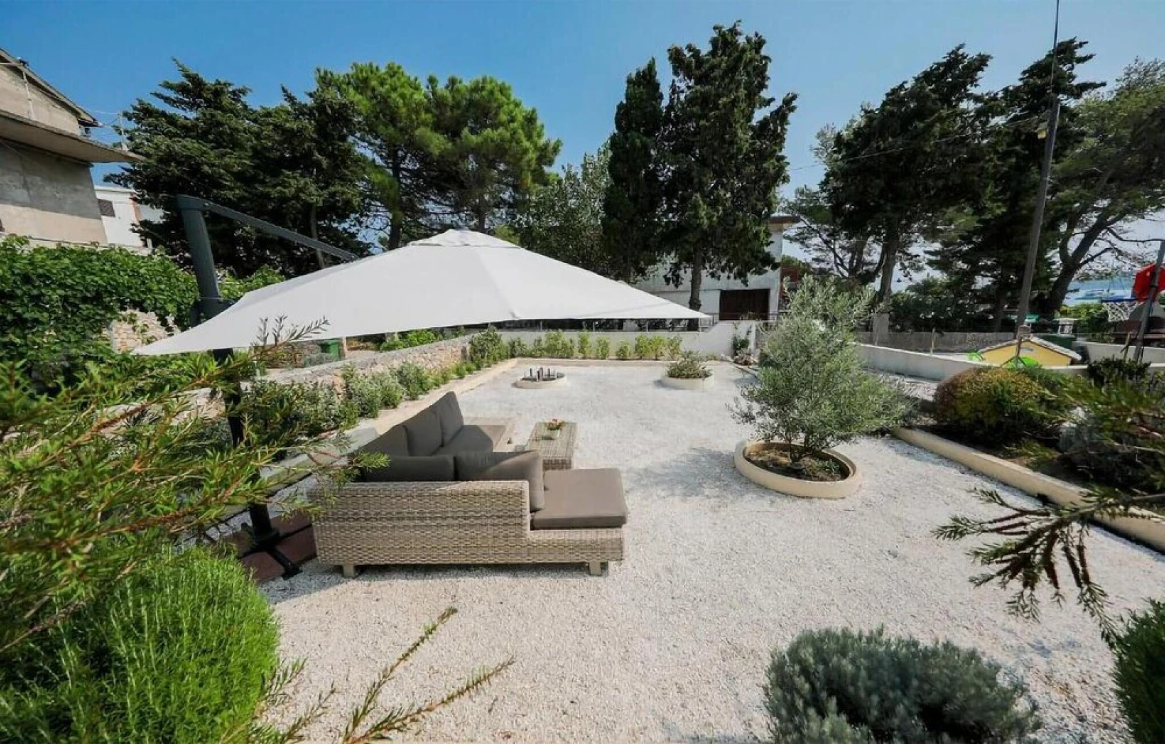 Amazing Home in Ist With 3 Bedrooms and Wifi