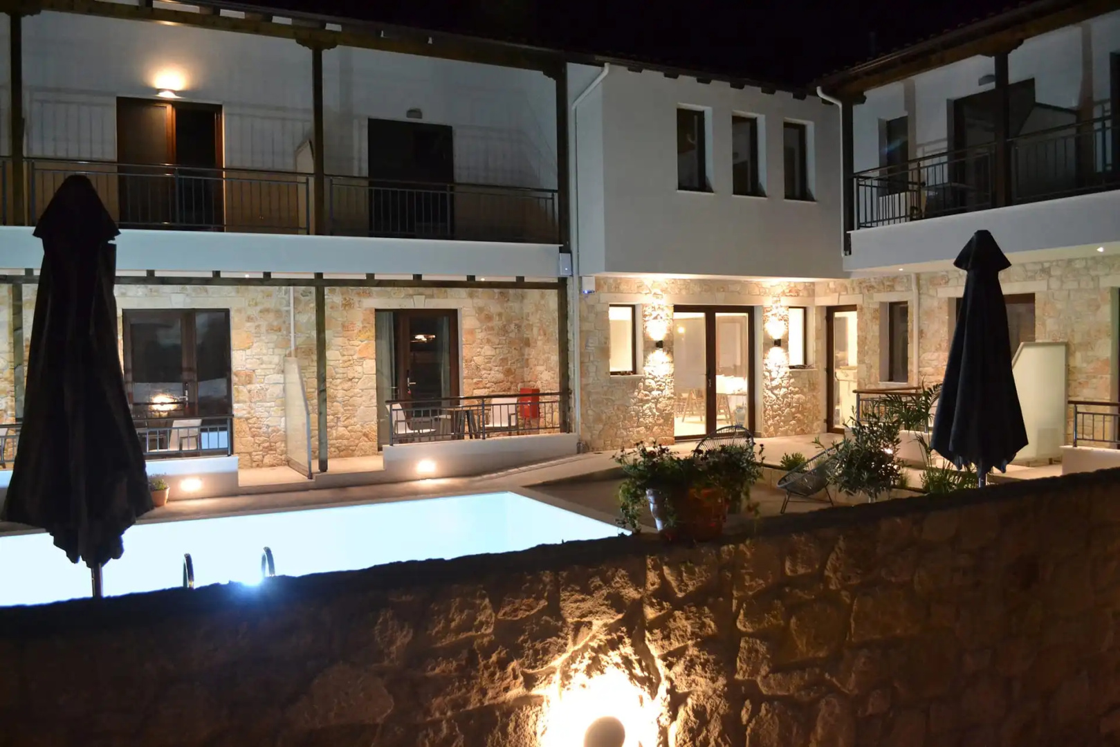 Iades Hotel