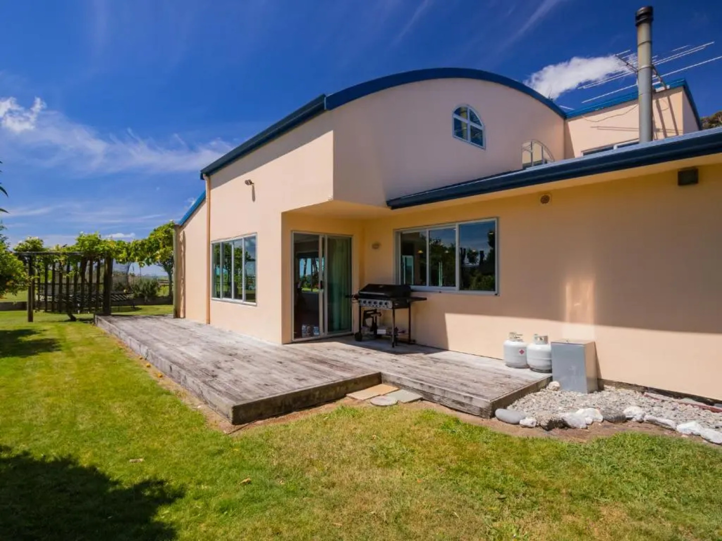 La Casa Al Mare - Golden Bay Beach House