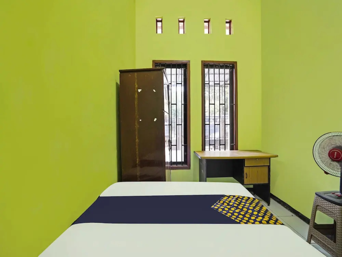 OYO Life 91869 Insan Mulia Kost Syariah
