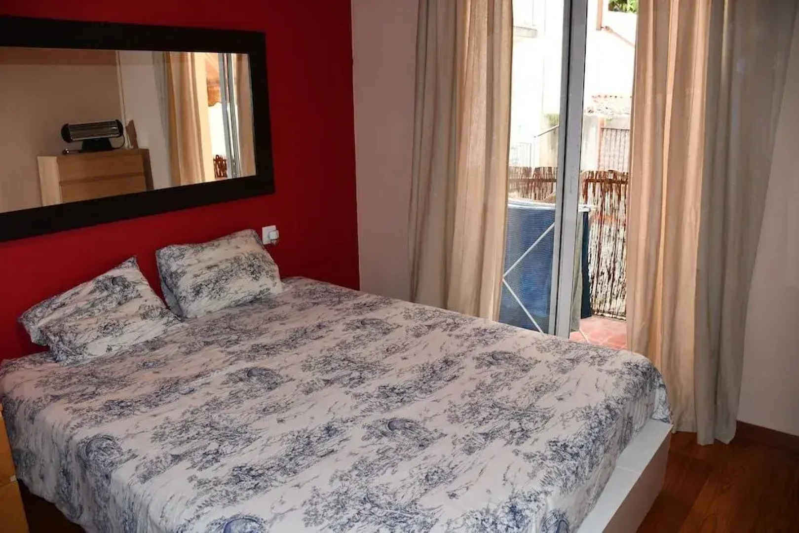 Three Bedroom Apartment in Sants