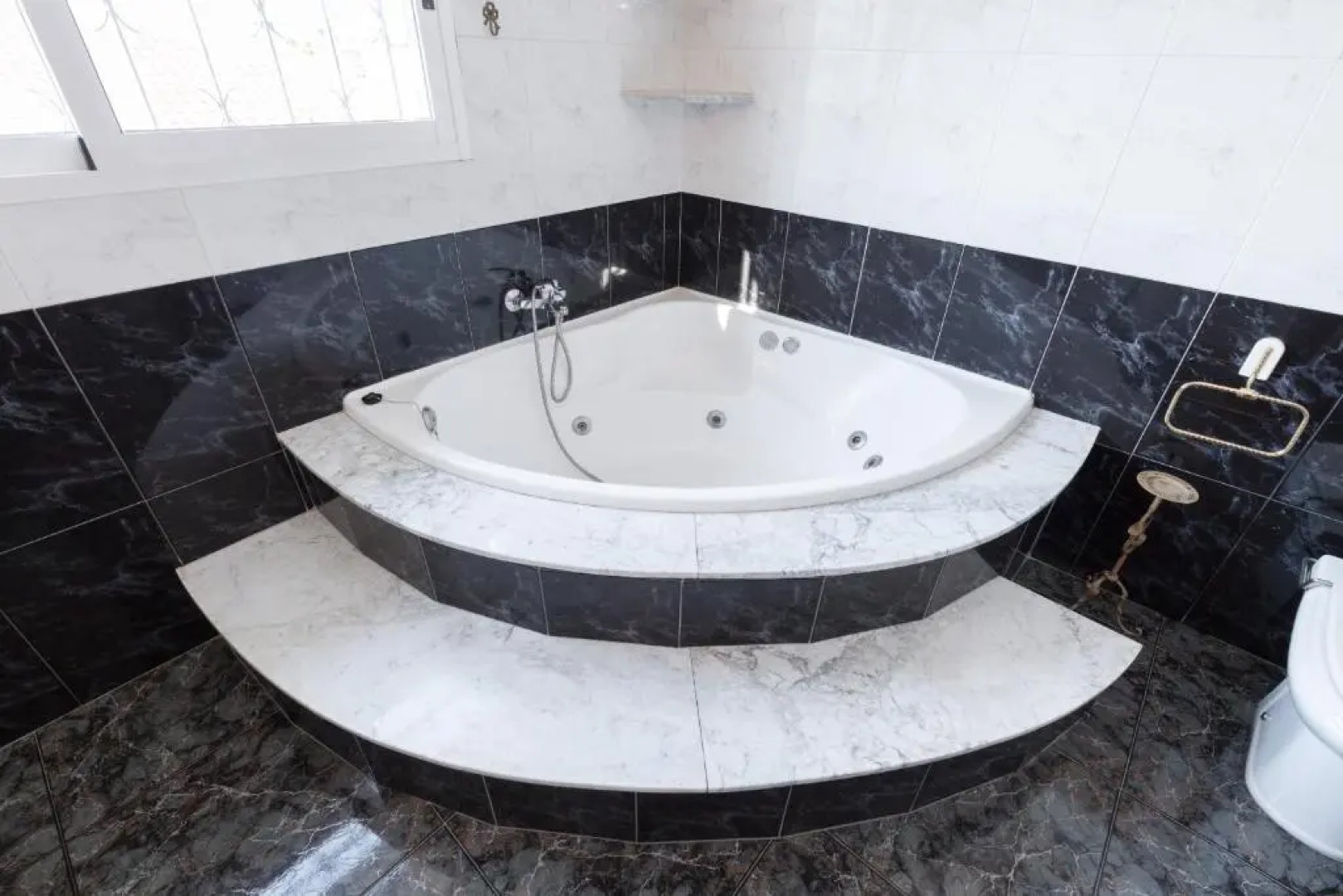 Fidalsa White House Premium