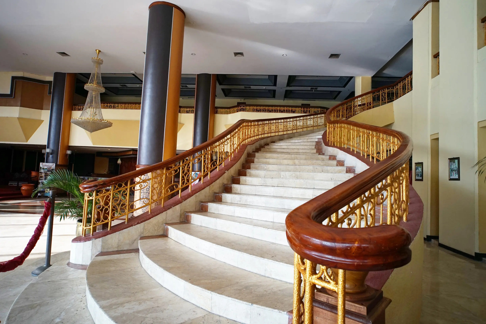 Benakutai Hotel and Apartemen