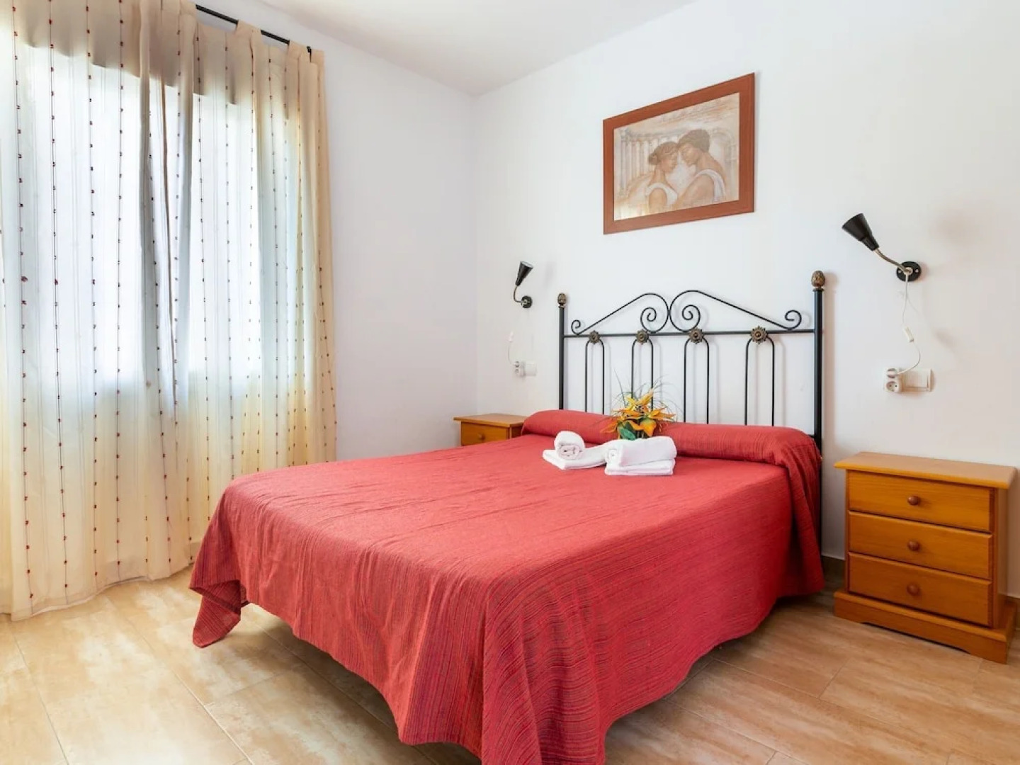 Elegant Apartment in Totalán with Hot Tub