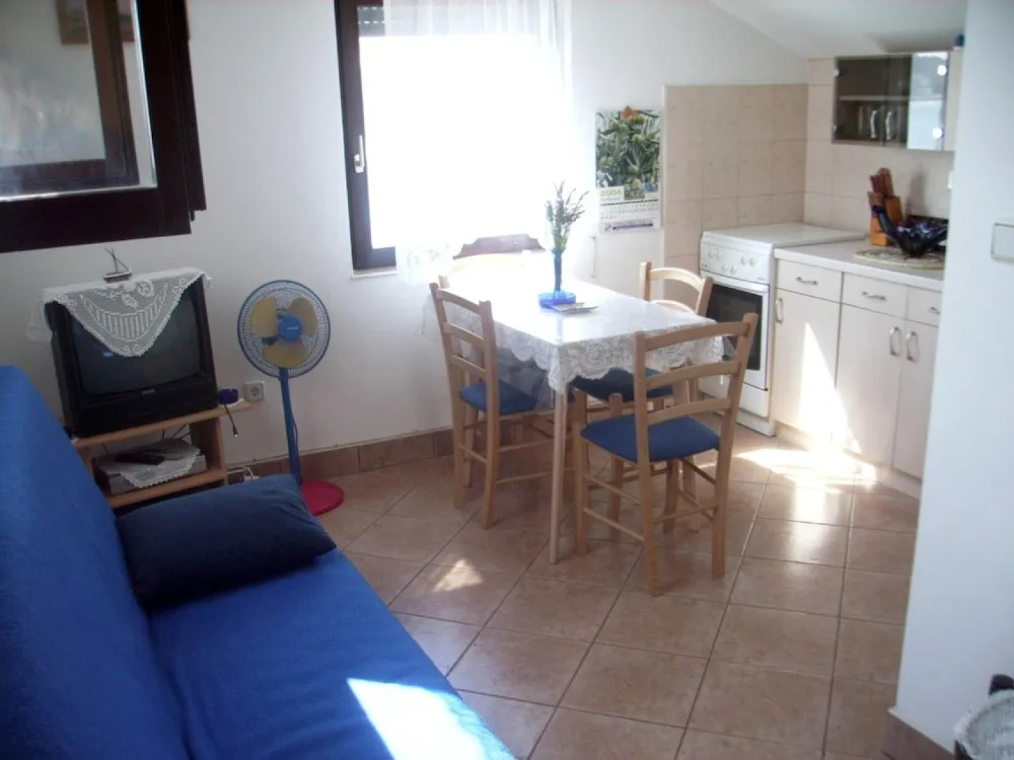 Apartment With one Bedroom in Prvić Luka, With Wonderful sea View, Furnished Terrace and Wifi - 1 m From the Beach