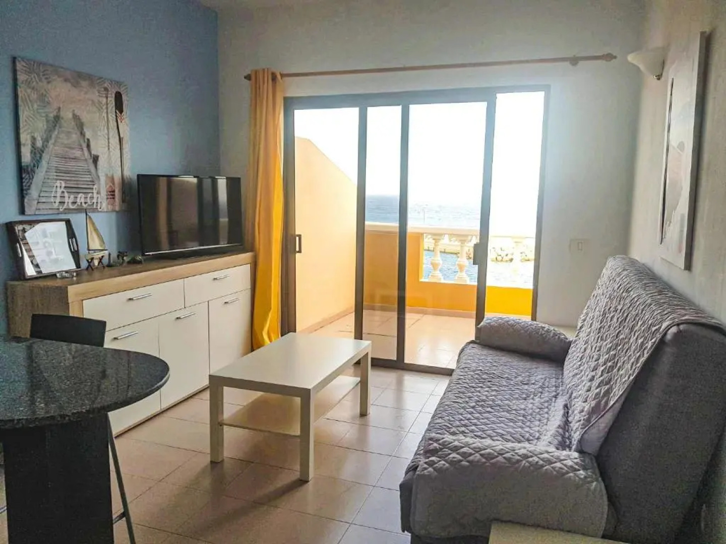Apartamento con maravillosas vistas en primera línea