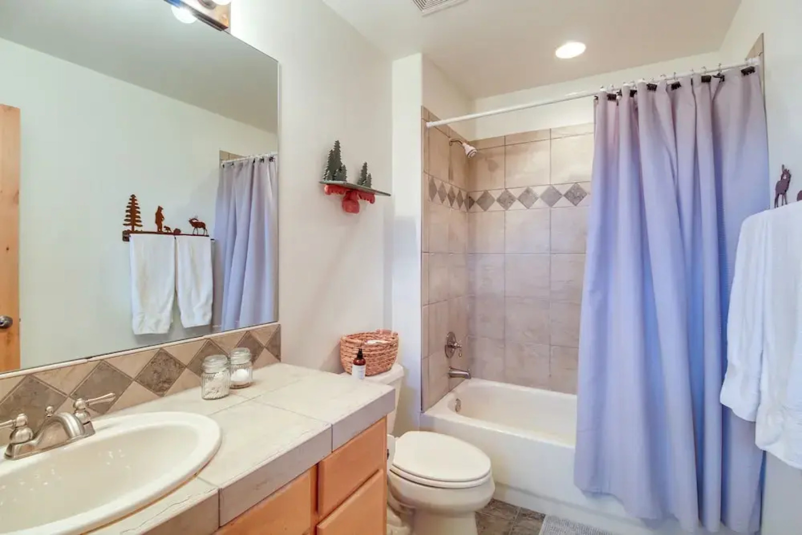 Show Low Home ~ 4 Mi to Fool Hollow Lake!