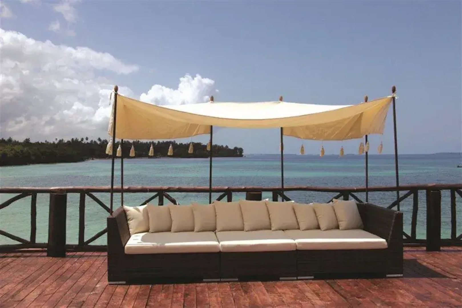 Sea Cliff Resort & Spa