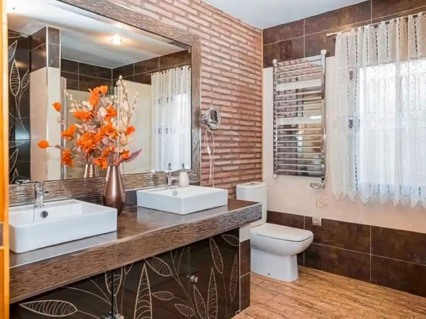 Serene Holiday Home in Padul With Swimming Pool