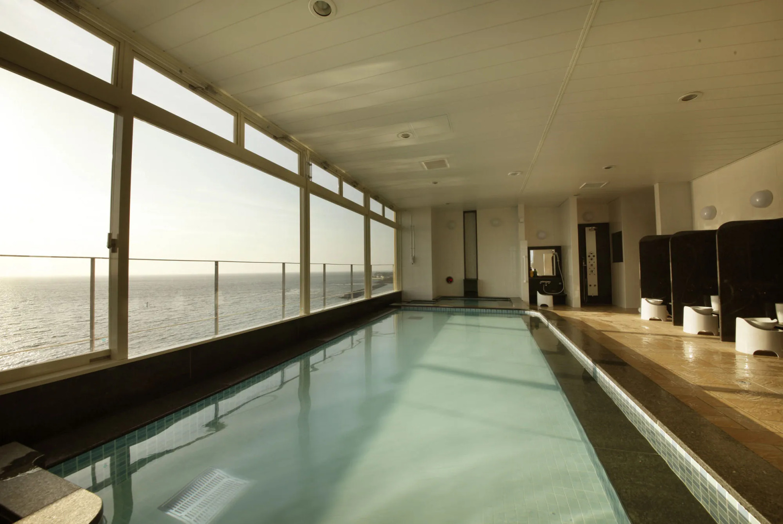 Vessel Hotel Campana Okinawa