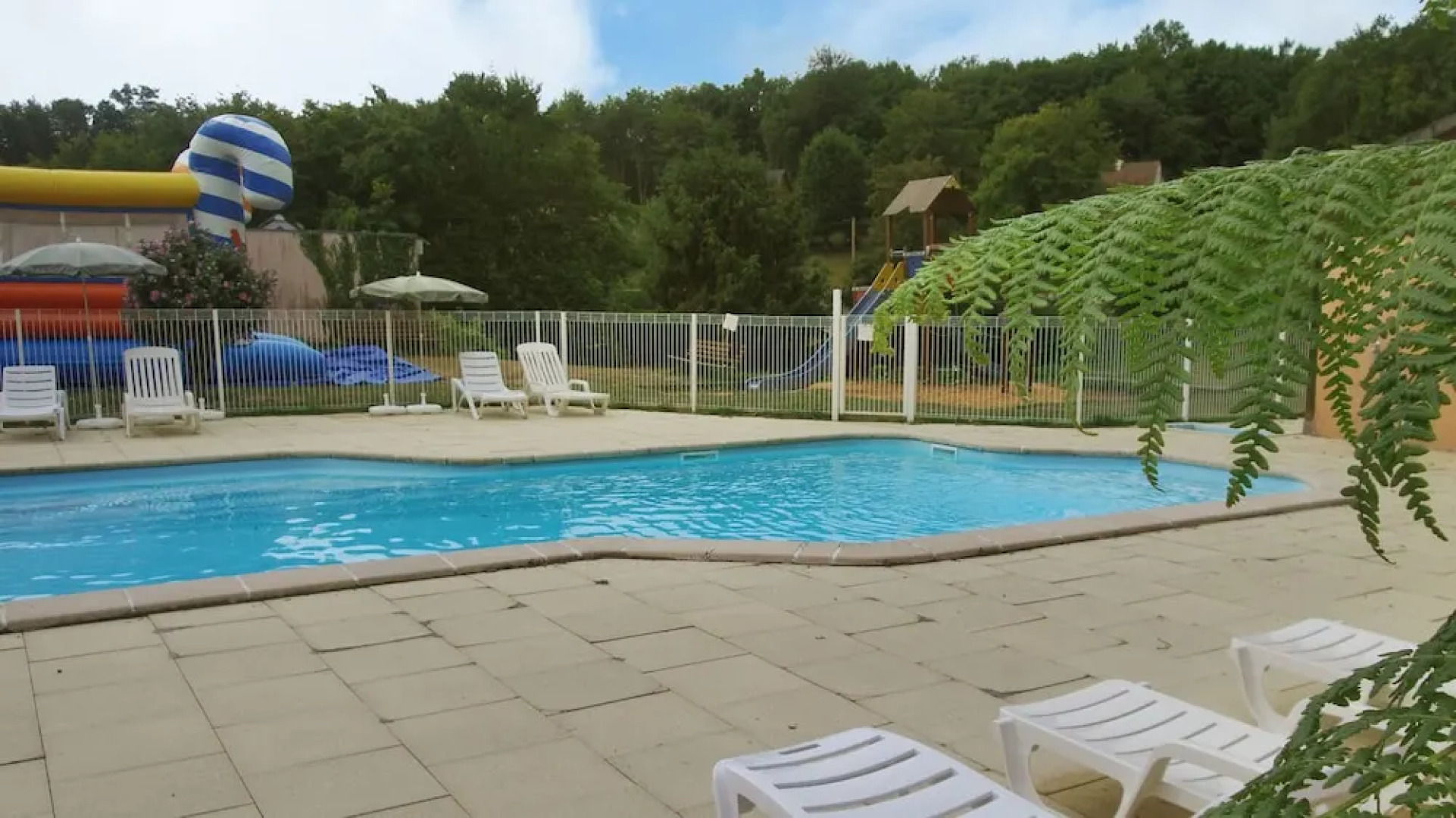 VVF Lac d'Eguzon, Eguzon Chantôme