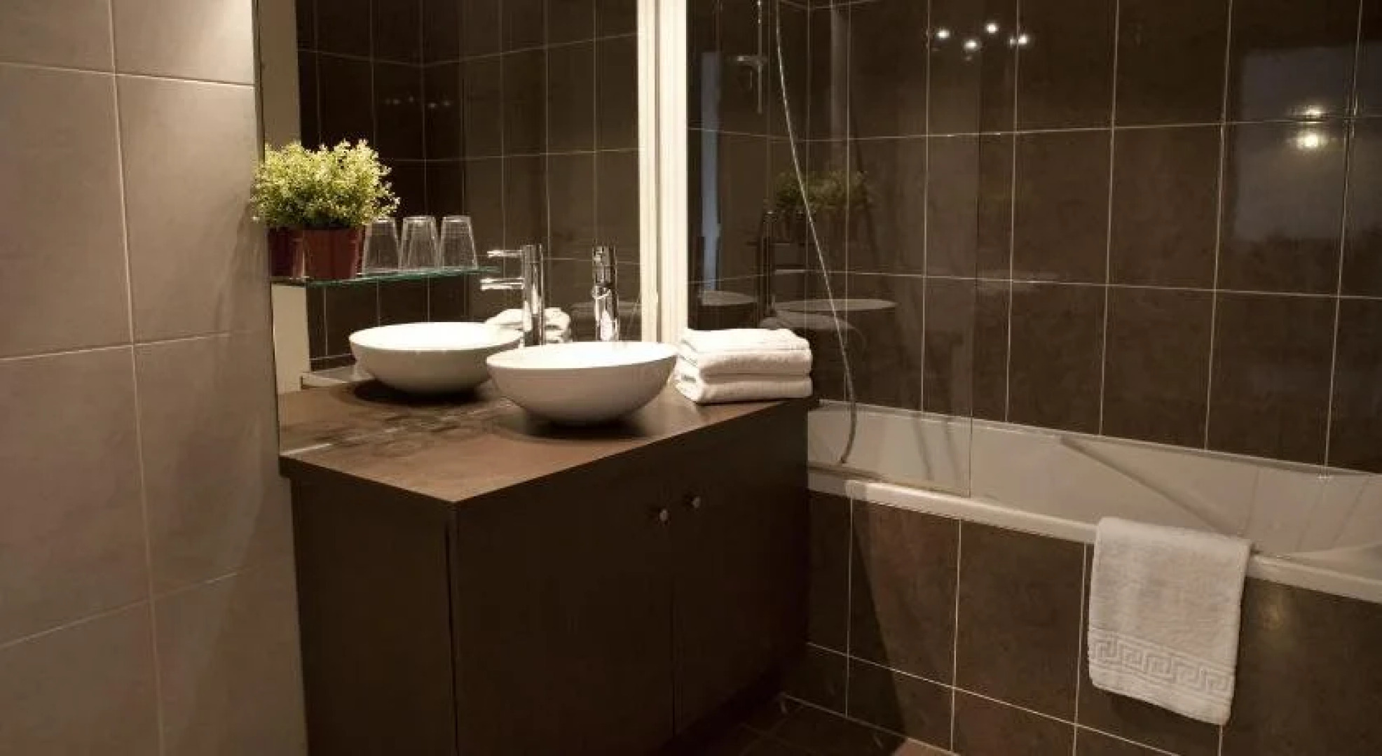 Villa Bellagio Apartments