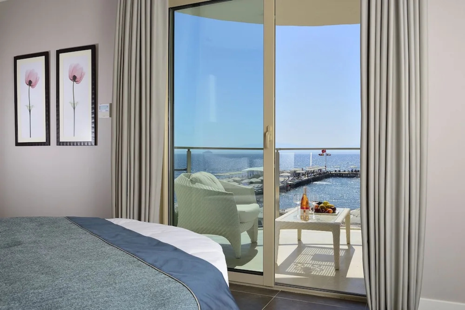 La Local Suites & Spa