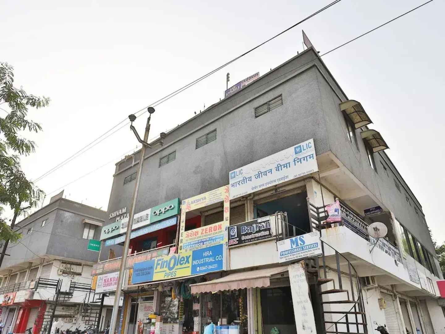 OYO 13776 Hotel Grand Sahara