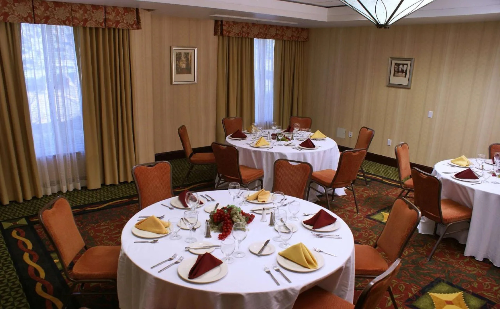 Hilton Garden Inn Sonoma County Airport