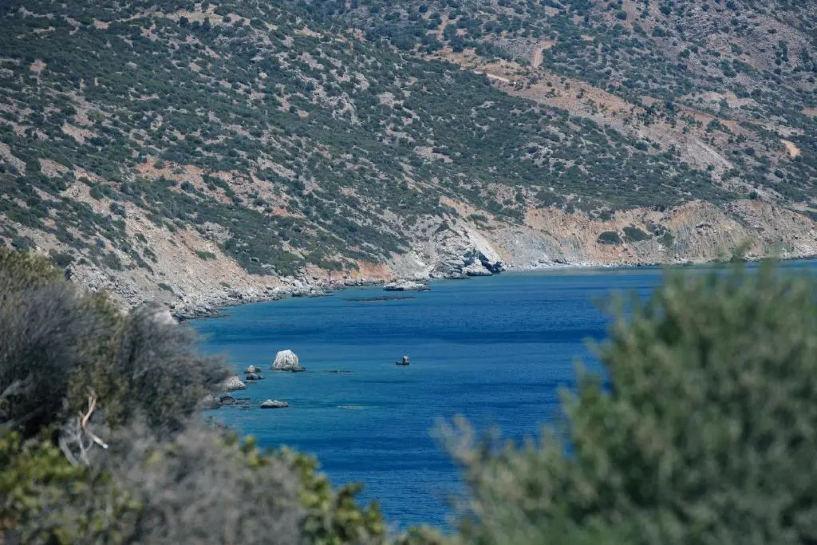 Seafront luxury villa with infinity pool & devine views!