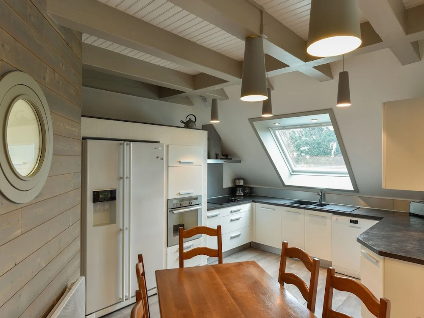 Detached Villa Within Walking Distance of the Beach, With a Swimming Pool and a Sauna