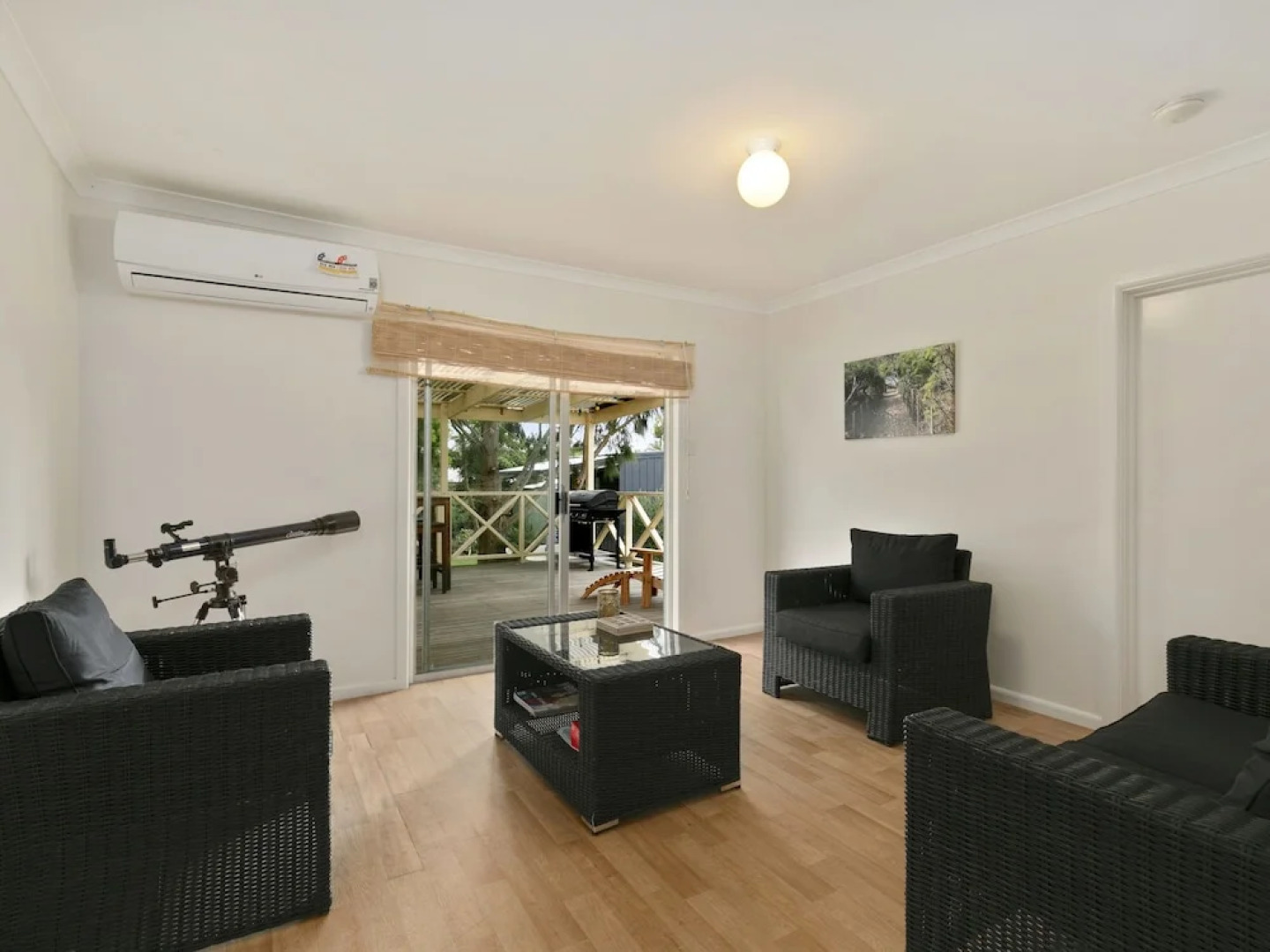 Vintage Sunrise - Pet Friendly (Outside Only)