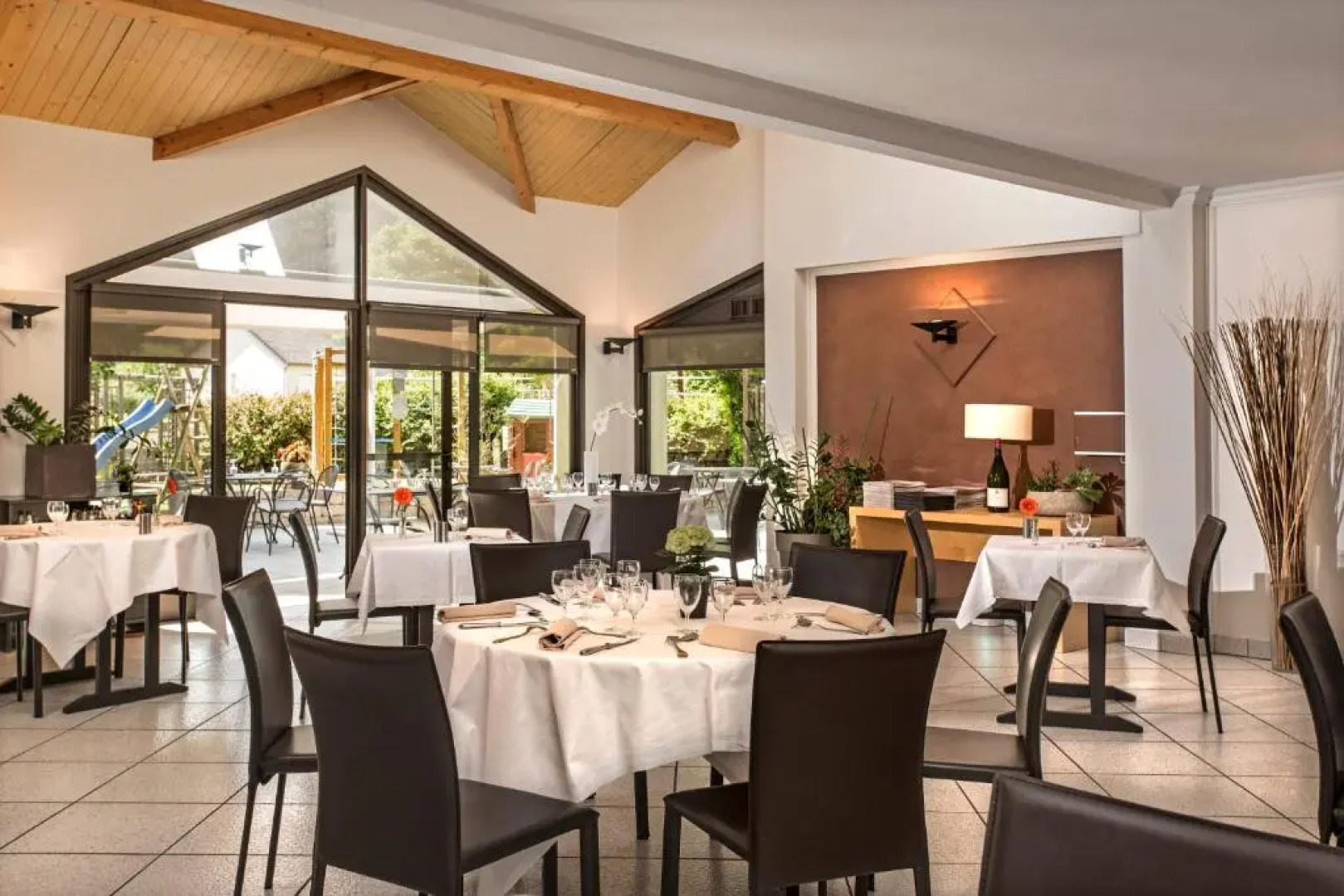 H¿tel-Restaurant Le Calice Du Gevaudan - A75