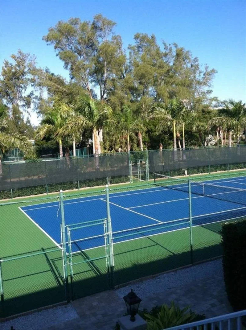 Sarasota Surf and Racquet Club