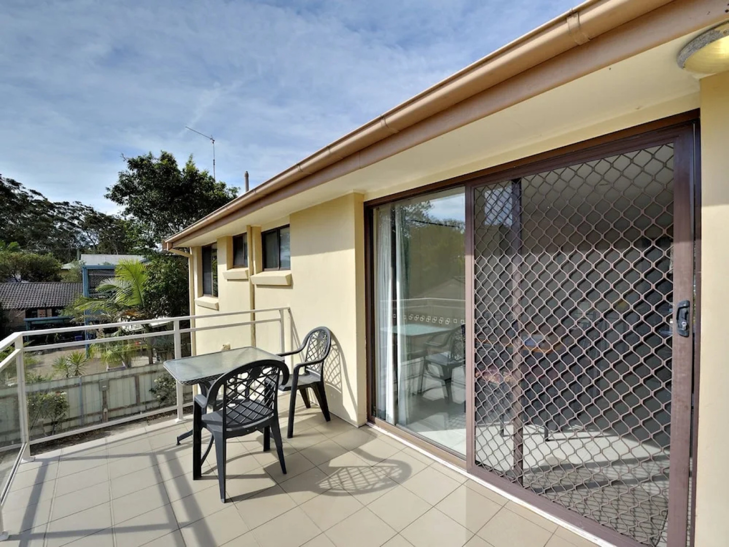 The Breakers, 16A Government Road