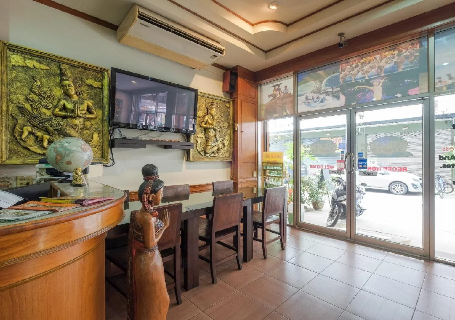 Andaman Sea Guesthouse