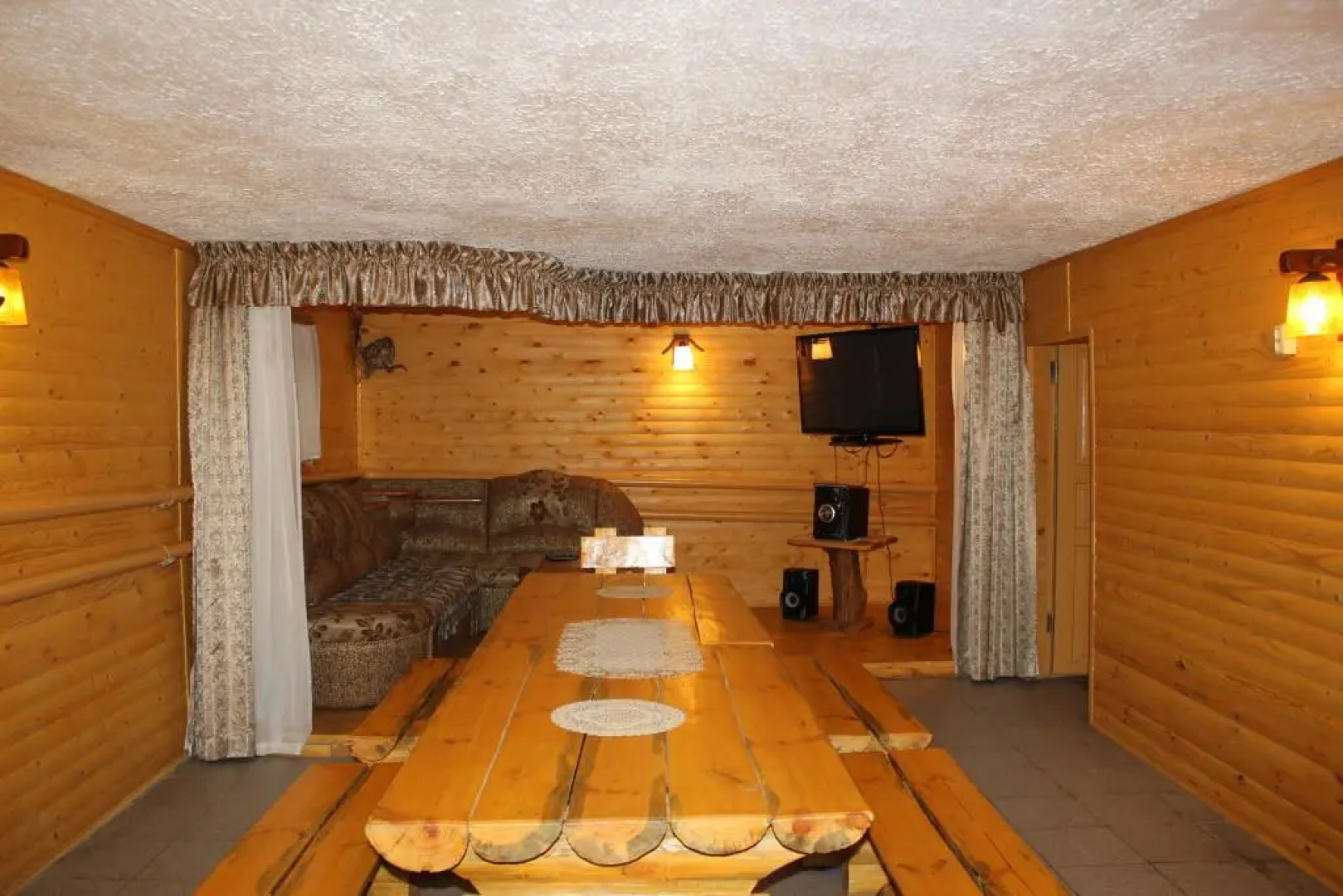 Postoyaliy dvor