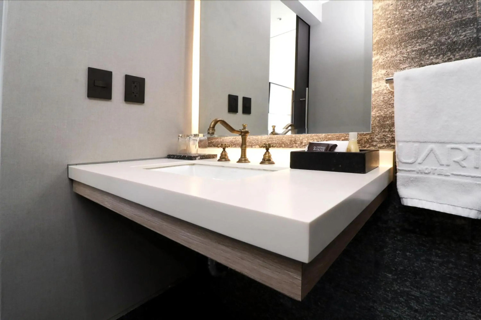 Quartz Care Hotel & Spa Tijuana