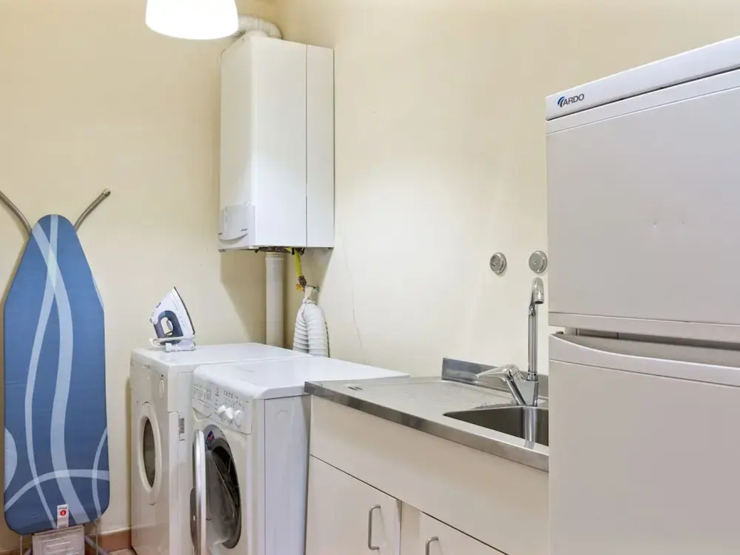 Belvilla by OYO Villa Carina