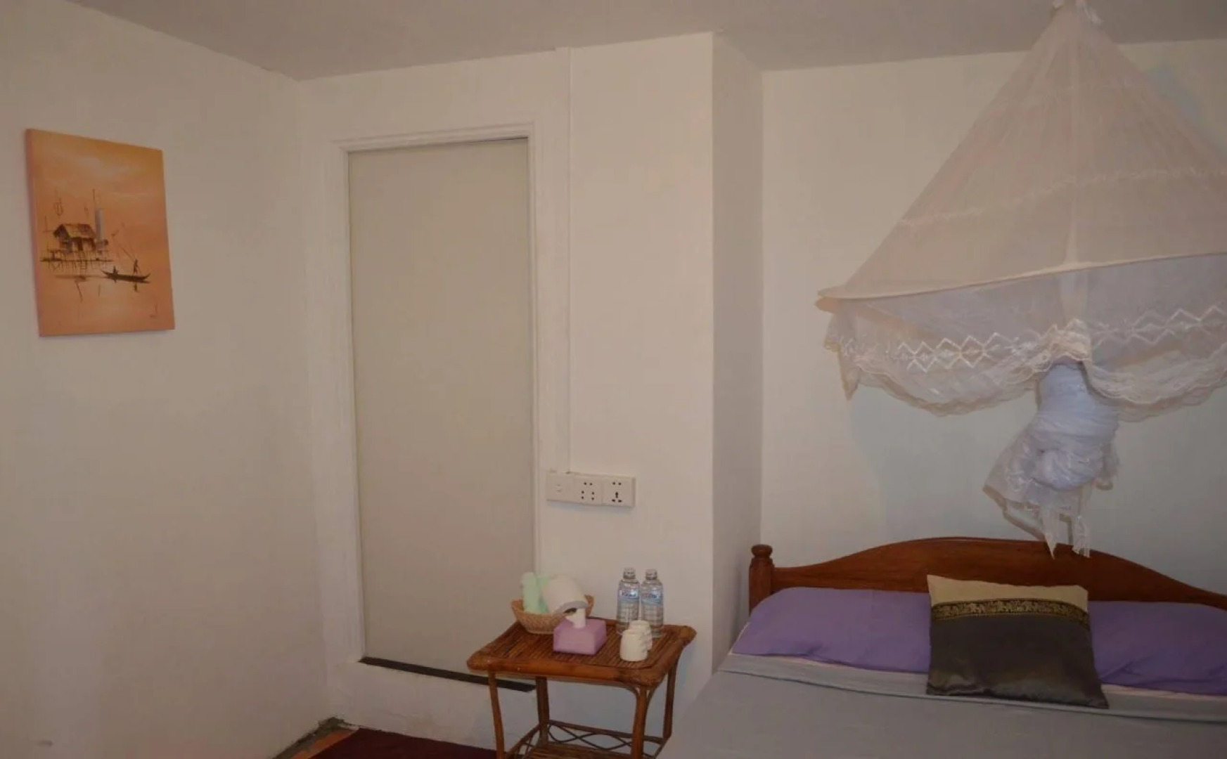 Laluna Bungalows & Restaurant