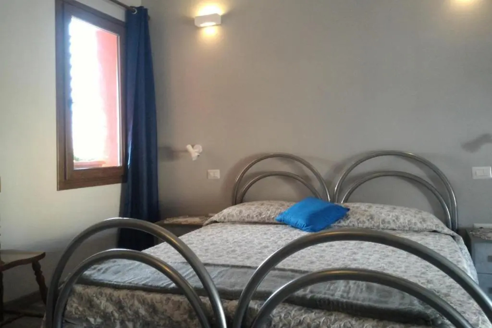 Corona Bed & Breakfast