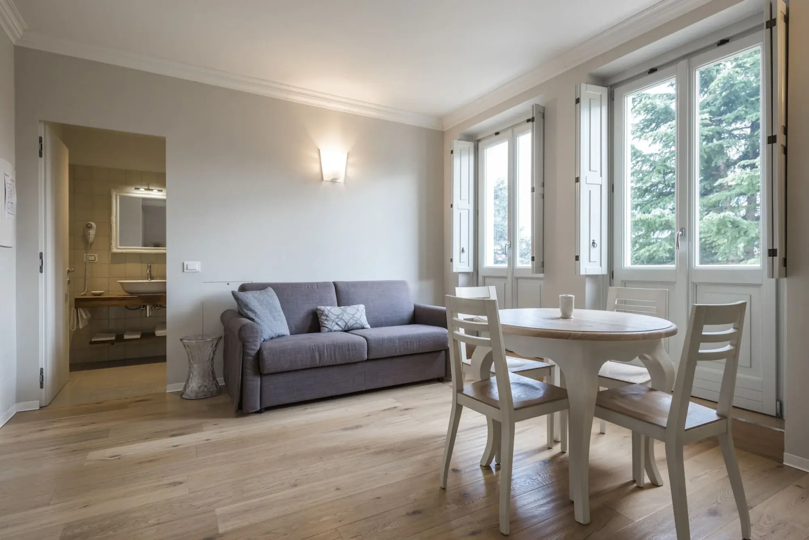 Villa Italia Luxury Suites and Apartments