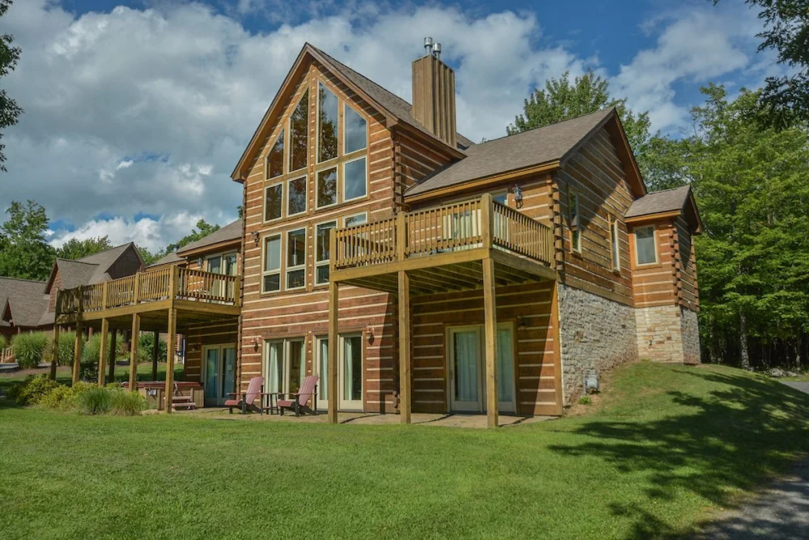 Mountain Top Lodge 4 Bedroom House