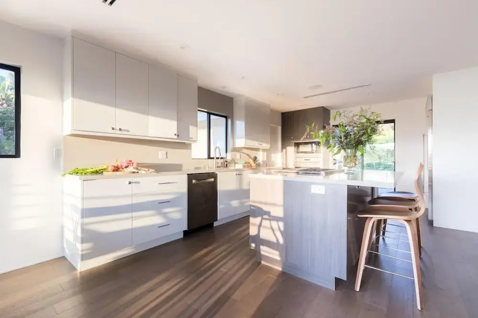 Bluewater by AvantStay | Lush 12 Sleeps Malibu Home w/ Panoramic Views