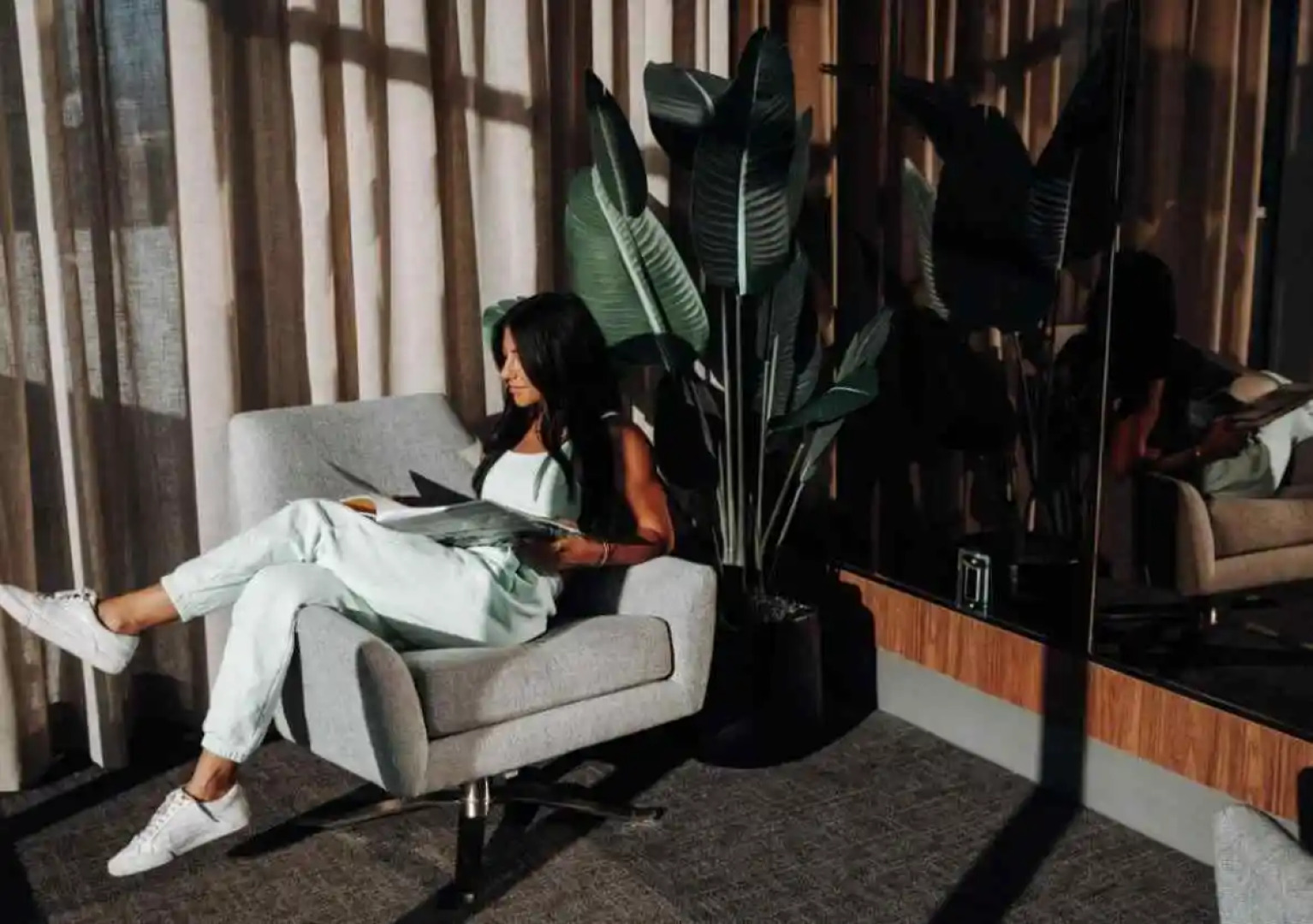 Level Furnished Living