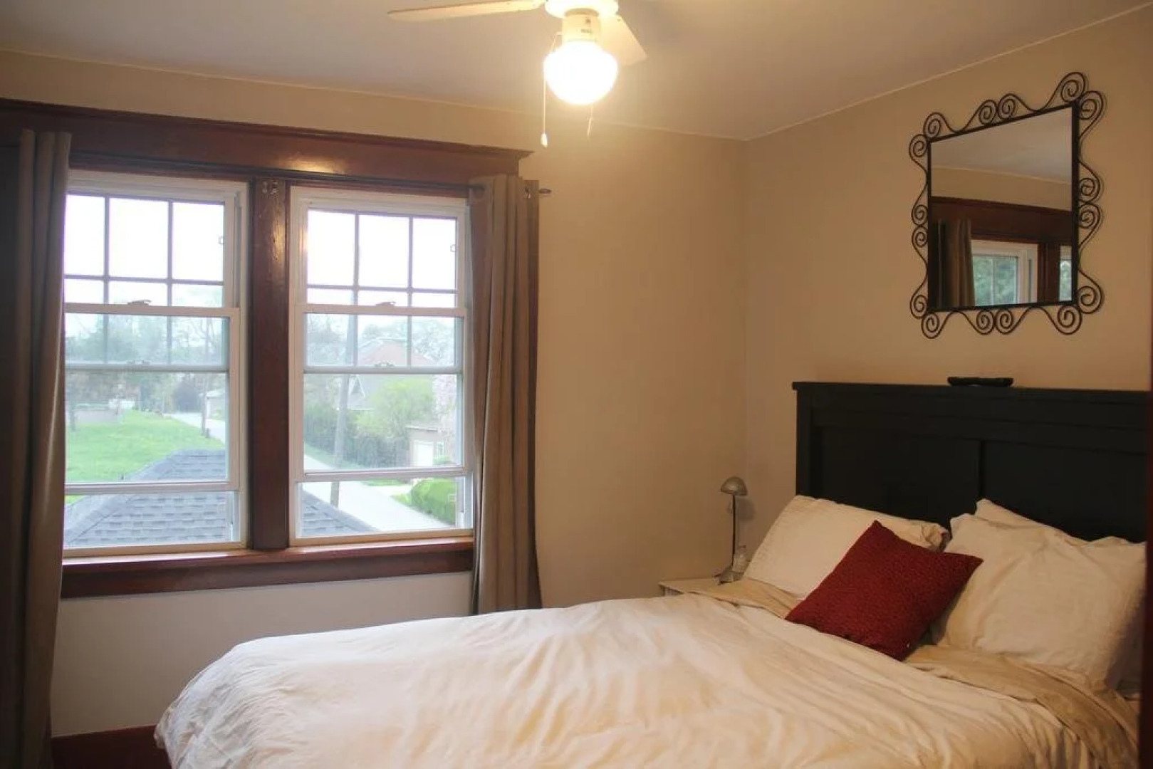 Eastwood Tourist Lodge