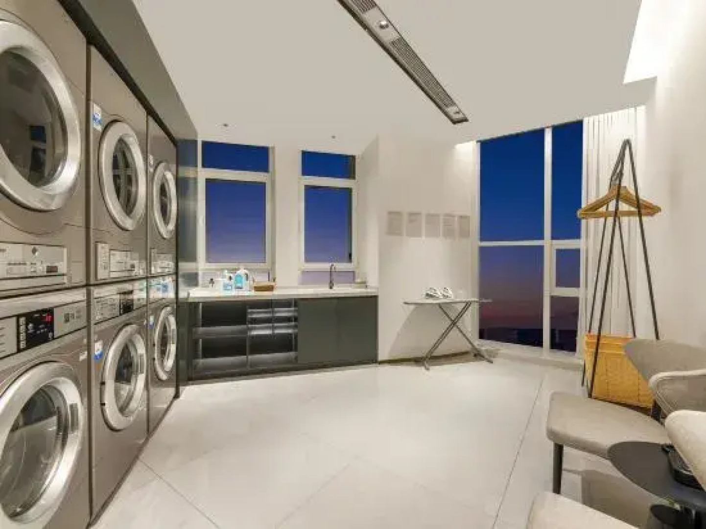 Madison Hotel Dingxi