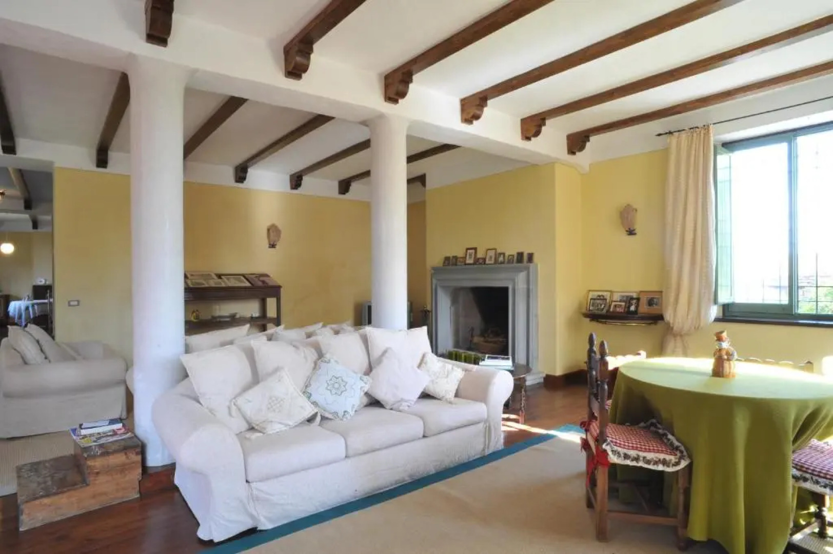 Villa Augusta Sleeps 14 Exclusive Pool