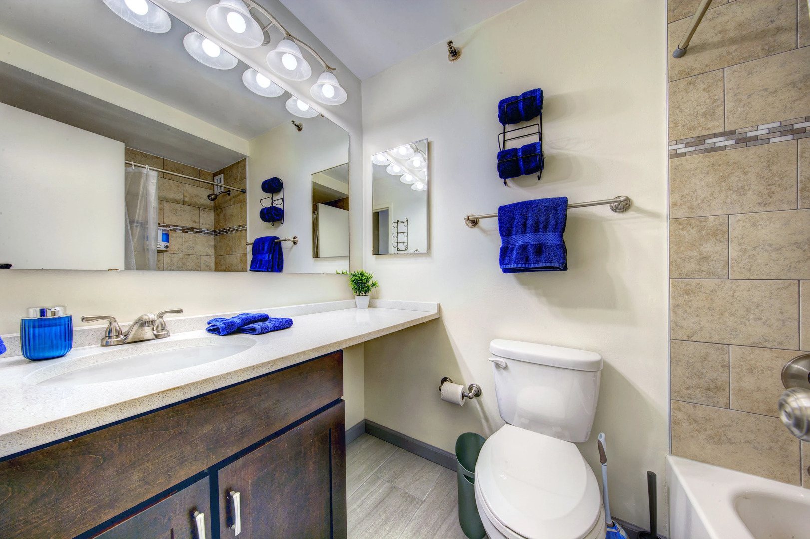 Awesome Apt in the Heart of Back Bay!