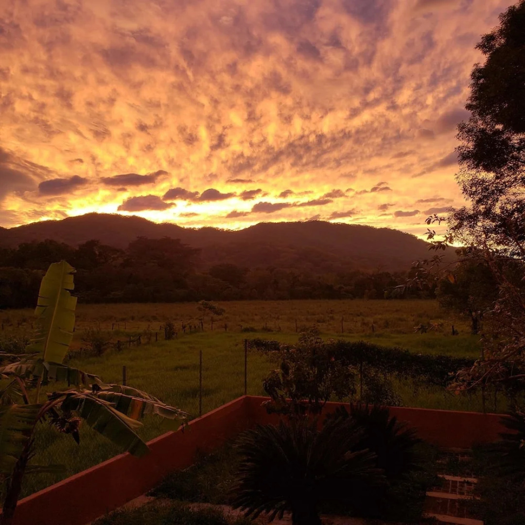 La Joya De Tuito Bed & Breakfast