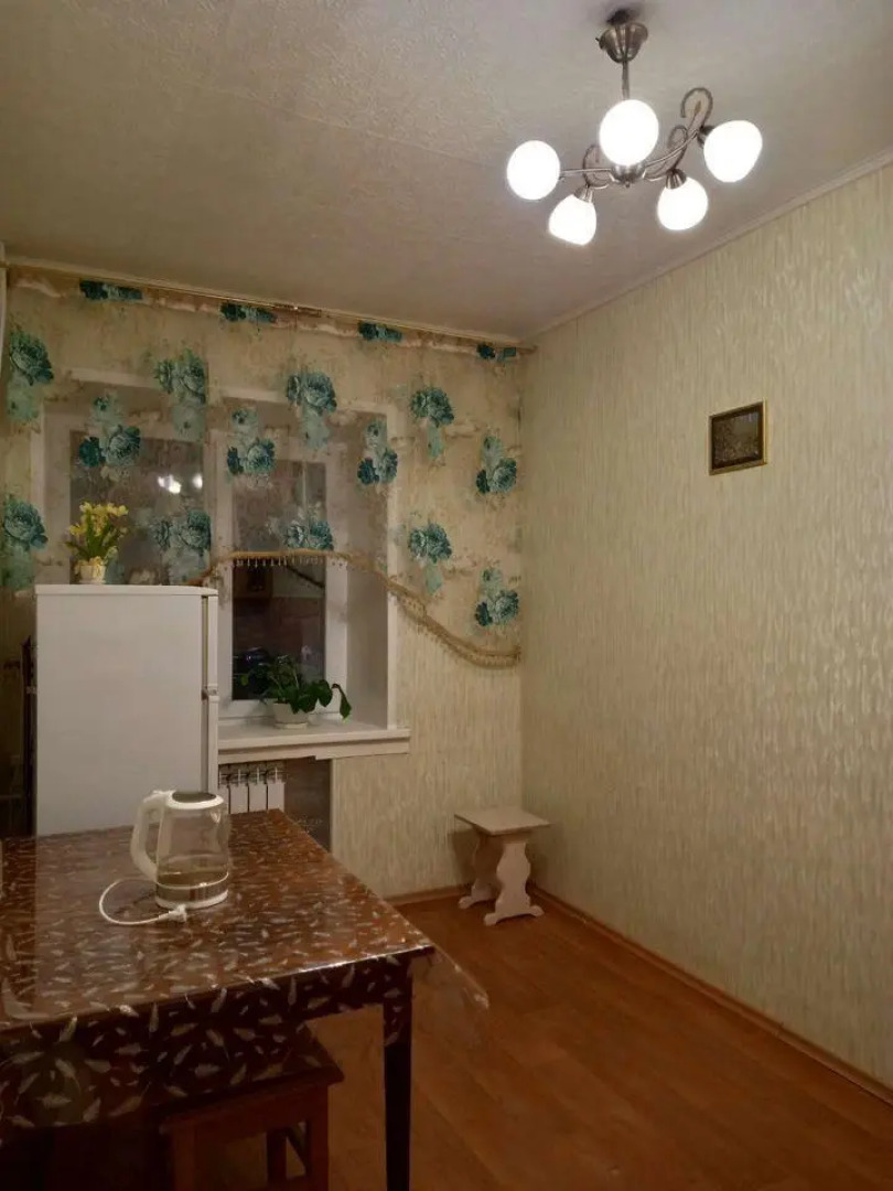 Апартаменты на улице Тихонова 8