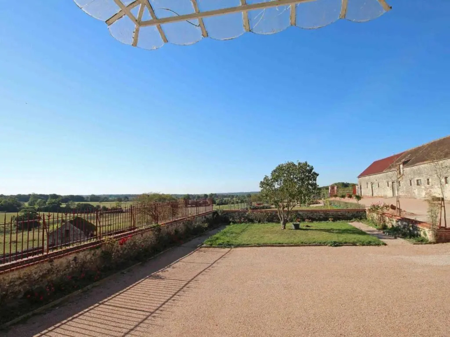 Gîte Neuvy-au-Houlme, 5 pièces, 9 personnes - FR-1-497-11