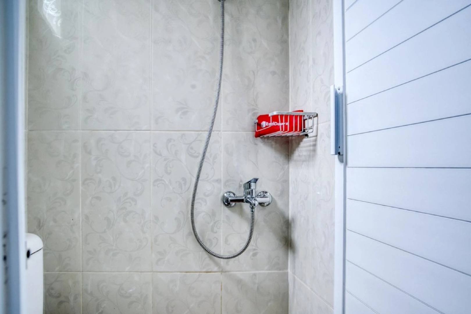 RedDoorz near Exit Toll Bogor